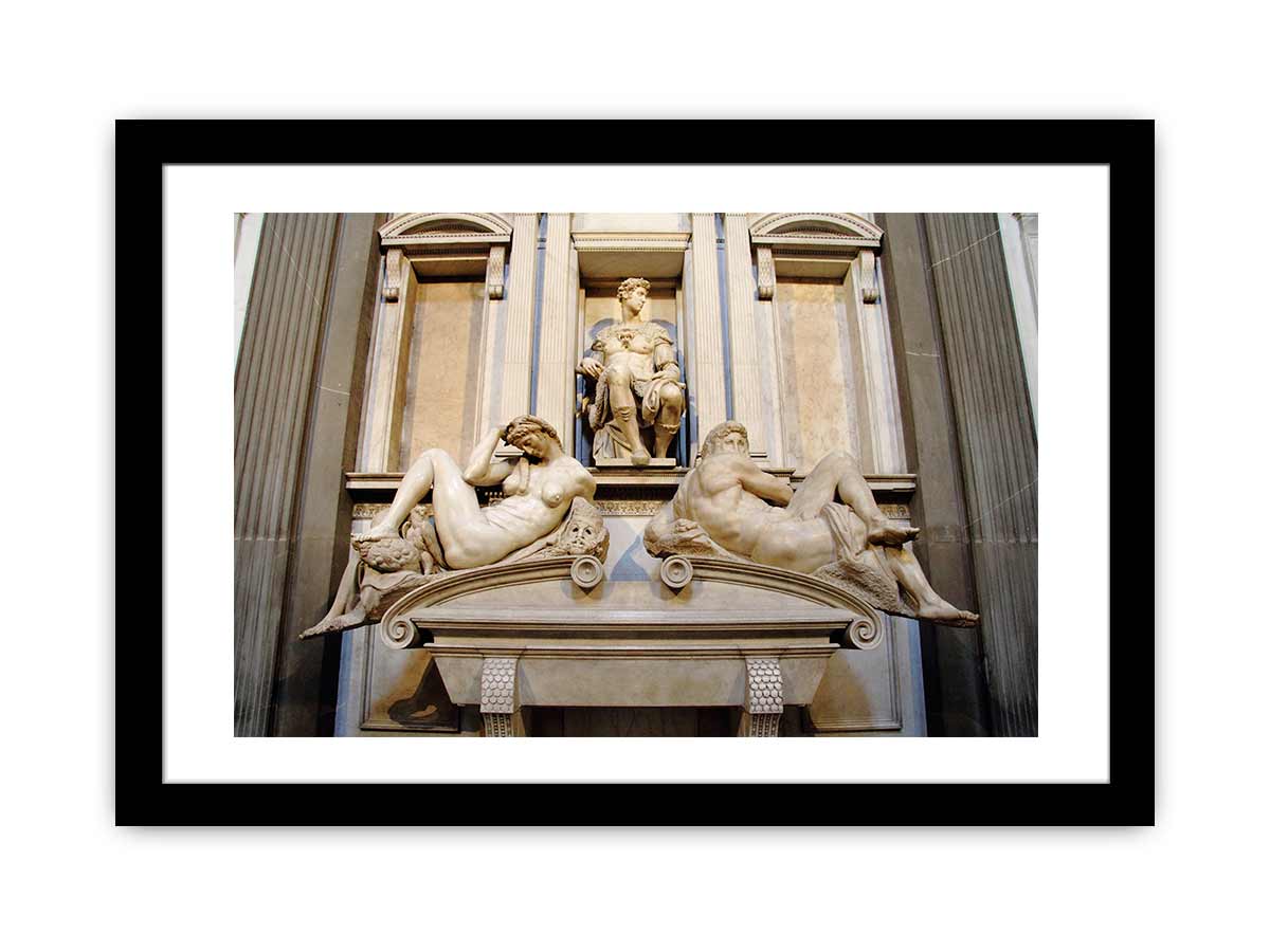 tomb monument of Giuliano di Lorenzo de' Medici, ornamented with the Night and Day along with a statue of Giuliano By Michelangelo Buonarroti