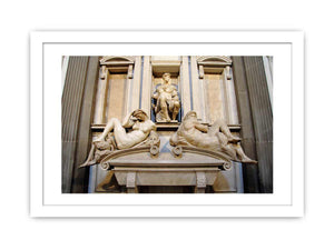 tomb monument of Giuliano di Lorenzo de' Medici, ornamented with the Night and Day along with a statue of Giuliano By Michelangelo Buonarroti