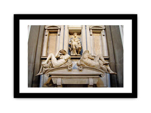 tomb monument of Giuliano di Lorenzo de' Medici, ornamented with the Night and Day along with a statue of Giuliano By Michelangelo Buonarroti