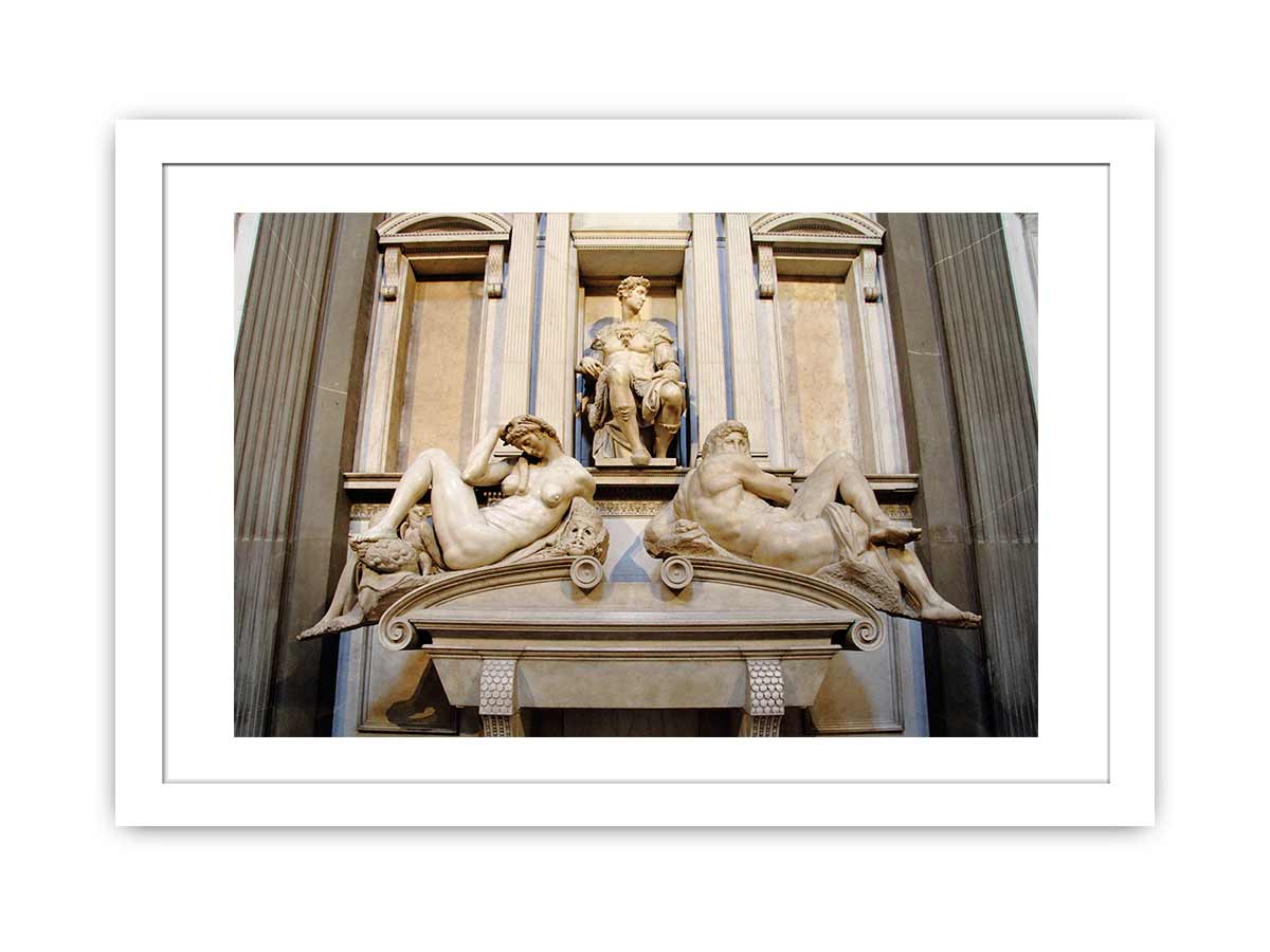 tomb monument of Giuliano di Lorenzo de' Medici, ornamented with the Night and Day along with a statue of Giuliano By Michelangelo Buonarroti