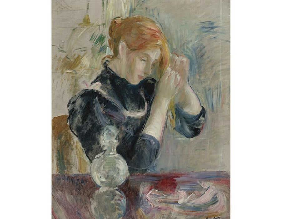 Devant La Toilette