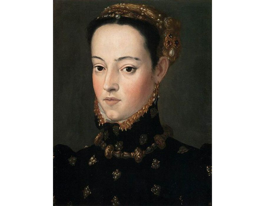 Bust of a Daughter of Ferdinand I 3
