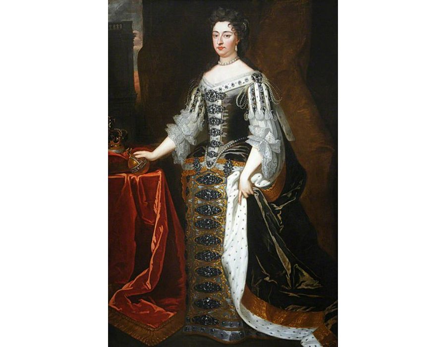 Queen Mary II
